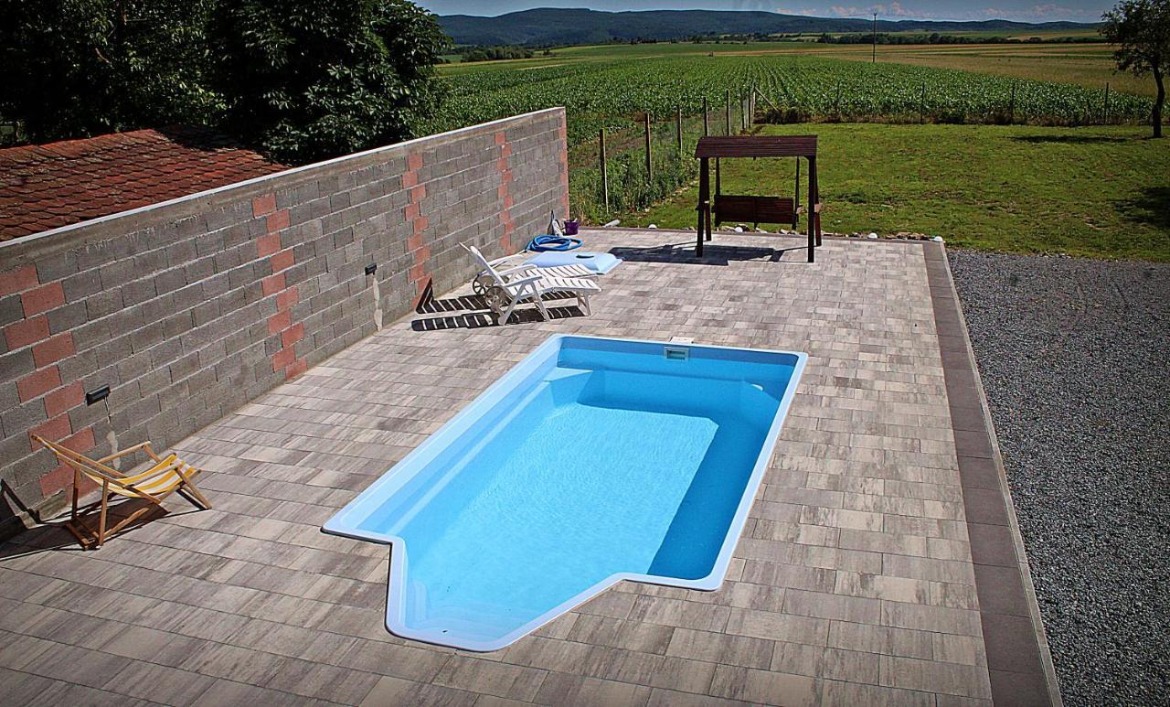 Bed and Breakfast Yosefsfeld Kutjevo Zewnętrze zdjęcie
